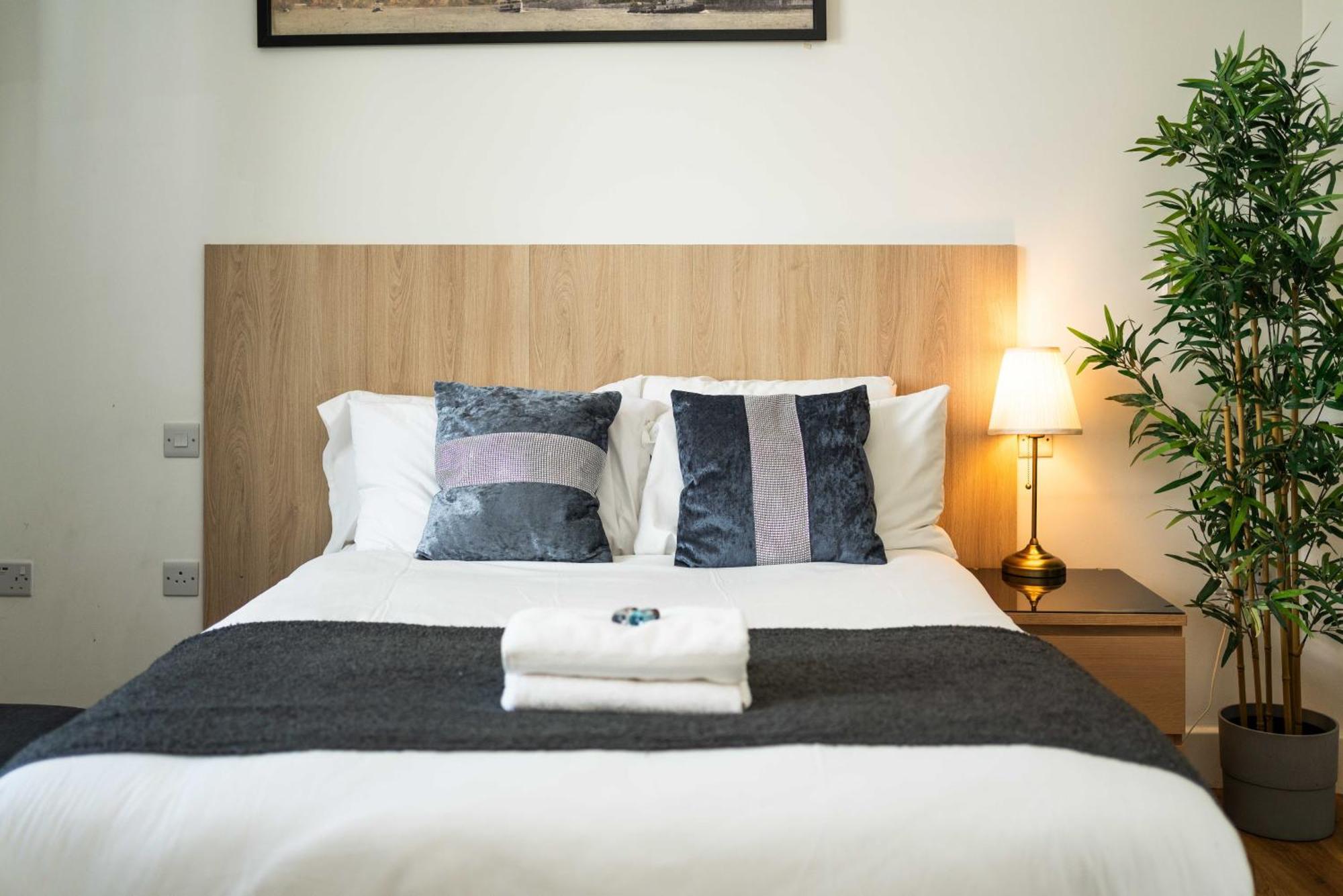 Equitable Hotel Londra Esterno foto
